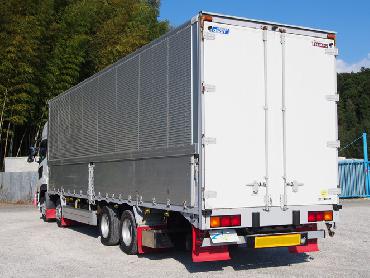 UDトラックス クオン ウイング車 大型 PKG-CG4ZA 年式 H21 [写真05]