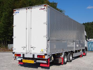 UDトラックス クオン ウイング車 大型 PKG-CG4ZA 年式 H21 [写真07]