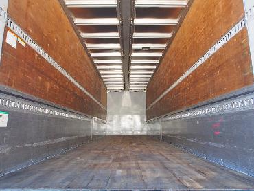 UDトラックス クオン ウイング車 大型 PKG-CG4ZA 年式 H21 [写真17]