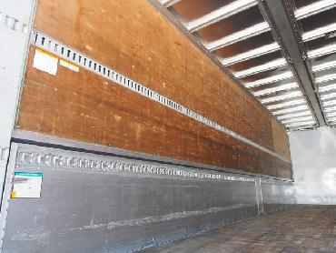 UDトラックス クオン ウイング車 大型 PKG-CG4ZA 年式 H21 [写真18]