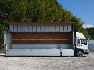 いすゞ ギガ ウイング車 大型 PKG-CYJ77W8 年式 H22 [写真06]
