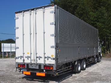 いすゞ ギガ ウイング車 大型 PKG-CYJ77W8 年式 H22 [写真11]