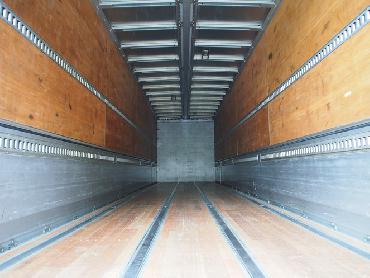 いすゞ ギガ ウイング車 大型 PKG-CYJ77W8 年式 H22 [写真22]