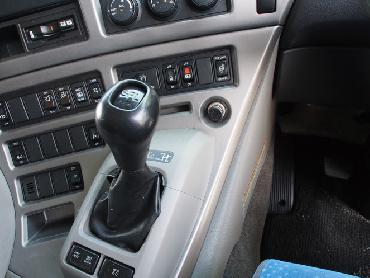 UDトラックス クオン ウイング車 大型 PKG-CG4ZA 年式 H21 [写真25]