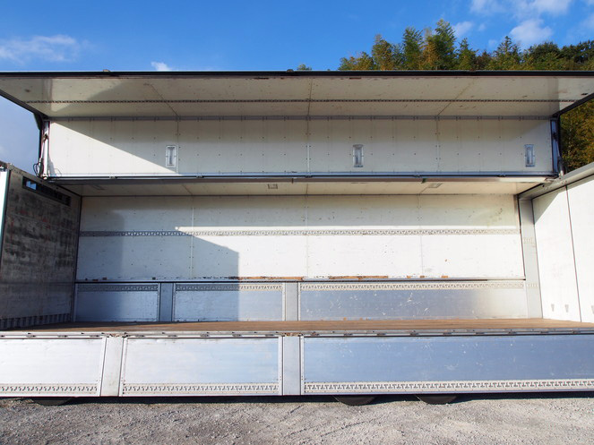 三菱ふそう スーパーグレート 冷凍ウイング 大型 KL-FS54JY 年式 H18[写真12]