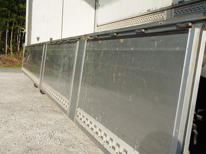 三菱ふそう スーパーグレート 冷凍ウイング 大型 KL-FS54JY 年式 H18[写真17]