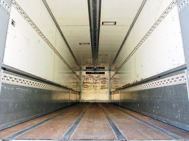 三菱ふそう スーパーグレート 冷凍ウイング 大型 KL-FS54JY 年式 H18[写真19]