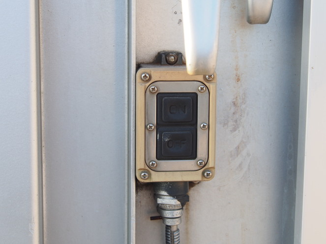 三菱ふそう スーパーグレート 冷凍ウイング 大型 KL-FS54JY 年式 H18[写真33]