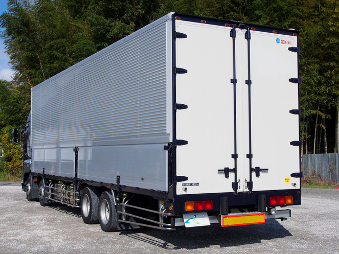 日野 プロフィア ウイング車 大型 LKG-FW1EXBG 年式 H23[写真05]