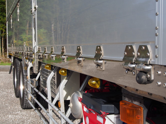 日野 グランドプロフィア 冷凍ウイング 大型 BKG-FR1EXYG 年式 H21[写真43]