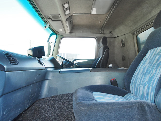 三菱ふそう スーパーグレート ウイング車 大型 KL-FS54JVZ 年式 H13[写真21]