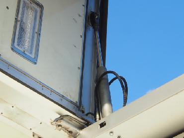 三菱ふそう スーパーグレート 冷凍ウイング 大型 KL-FS54JY 年式 H18 [写真16]