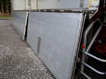 日野 グランドプロフィア 冷凍ウイング 大型 BKG-FR1EXYG 年式 H21 [写真16]