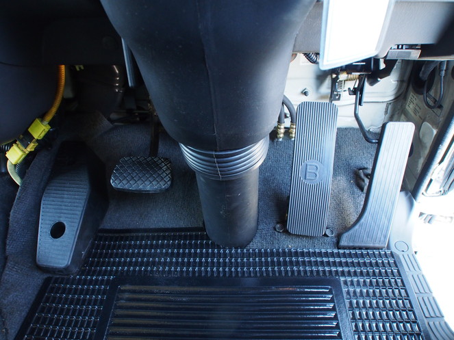 いすゞ フォワード ウイング車 中型 PA-FRD34L4 年式 H19[写真26]