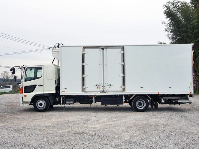 日野 レンジャープロ 冷凍バン 中型 TKG-FD9JLAA 年式 H24[写真09]