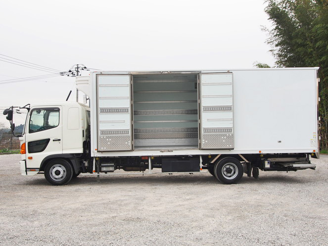 日野 レンジャープロ 冷凍バン 中型 TKG-FD9JLAA 年式 H24[写真10]