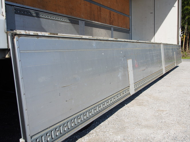 日野 プロフィア ウイング車 大型 LKG-FW1EXBG 年式 H23[写真16]