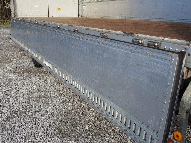 日野 レンジャープロ ウイング車 中型 BDG-FD8JLWG 年式 H18[写真13]