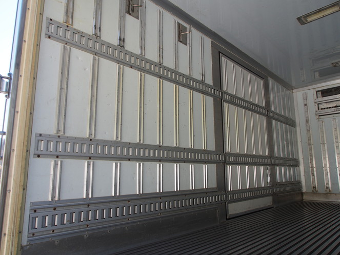 いすゞ エルフ 冷凍バン 小型 BKG-NPR85AN 年式 H20[写真16]