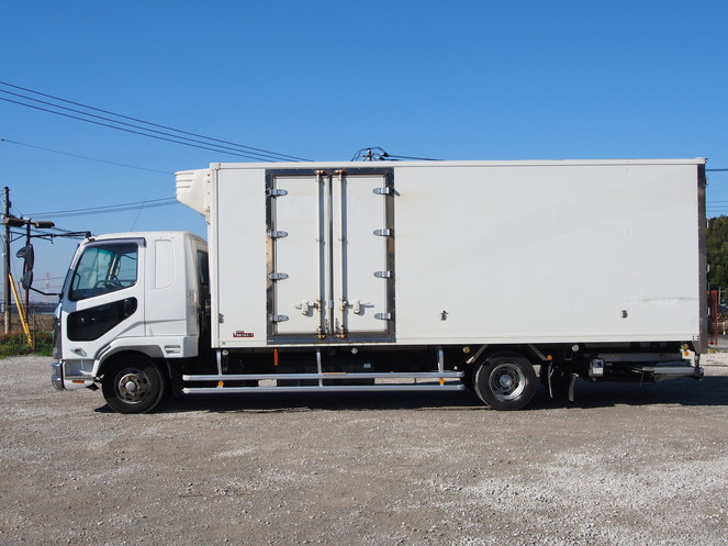 三菱ふそう ファイター 冷凍バン 中型 PDG-FK61F 年式 H22[写真08]