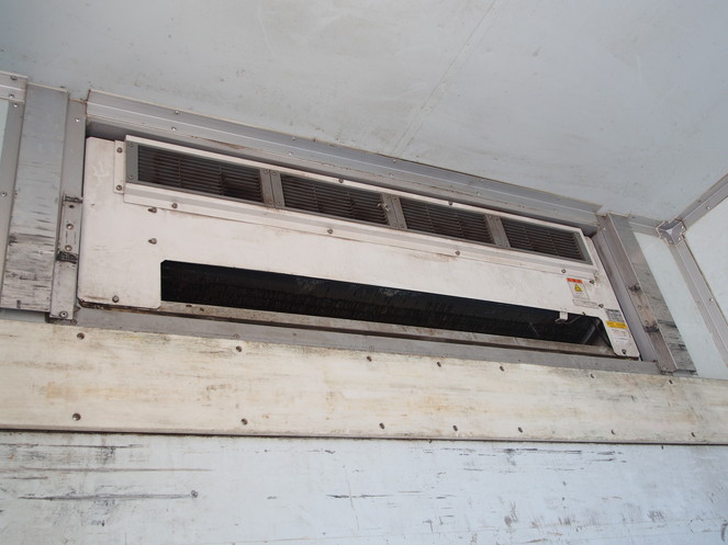 三菱ふそう ファイター 冷凍バン 中型 PDG-FK61F 年式 H22[写真12]