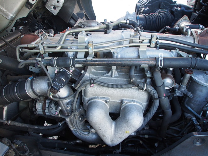 いすゞ ギガ 平ボディ 大型 PDG-CYL77V8 年式 H19[写真26]