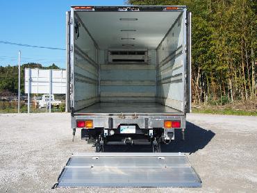 三菱ふそう ファイター 冷凍バン 中型 PDG-FK61F 年式 H22 [写真09]