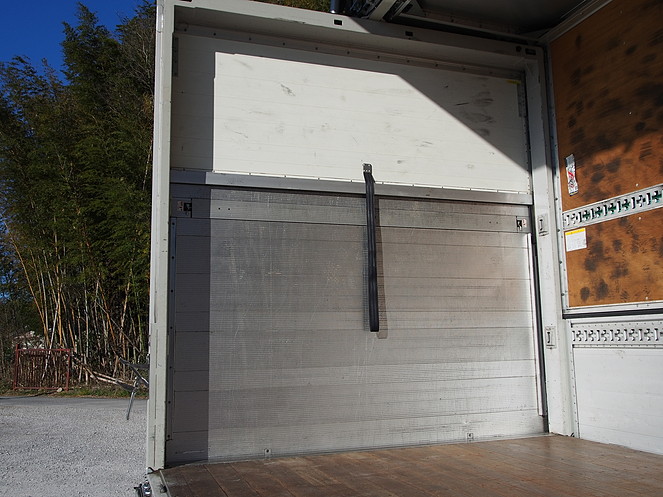 いすゞ フォワード ウイング車 中型 PDG-FRR34T2 年式 H22[写真17]