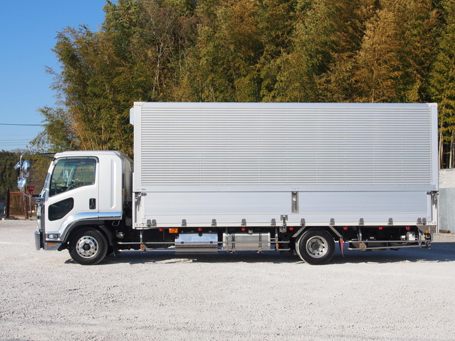 いすゞ フォワード ウイング車 中型 PDG-FRR34T2 年式 H22[写真11]