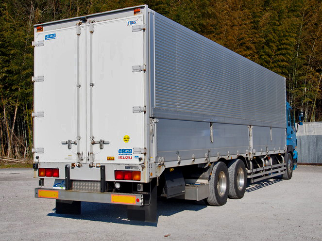 いすゞ ギガ ウイング車 大型 PDG-CYL77V8 年式 H22[写真07]