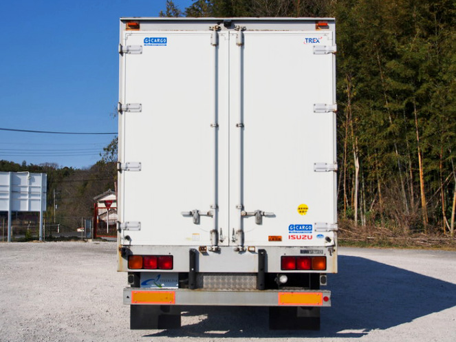 いすゞ ギガ ウイング車 大型 PDG-CYL77V8 年式 H22[写真06]