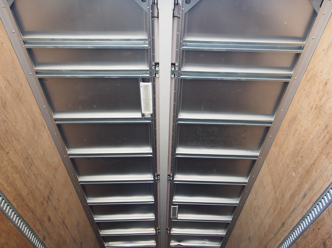 いすゞ ギガ ウイング車 大型 PDG-CYL77V8 年式 H22[写真20]