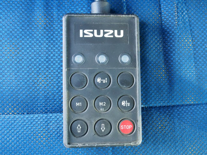 いすゞ ギガ ウイング車 大型 PDG-CYL77V8 年式 H22[写真26]