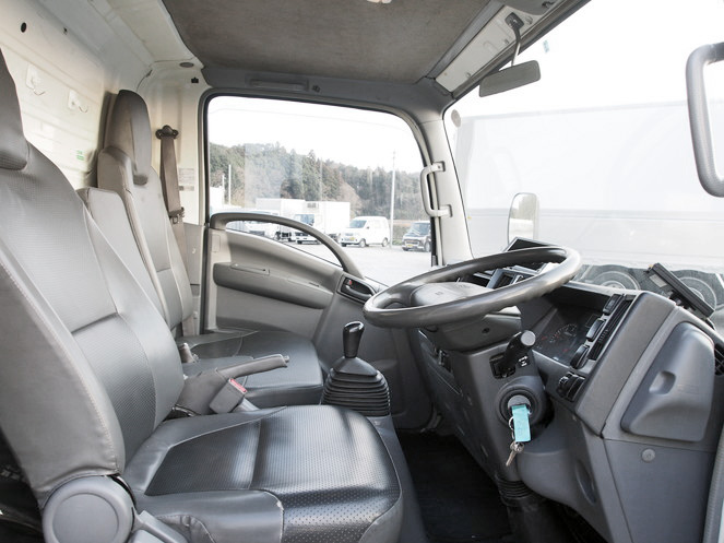 いすゞ エルフ バン車 小型 BKG-NLR85AN 年式 H20[写真10]