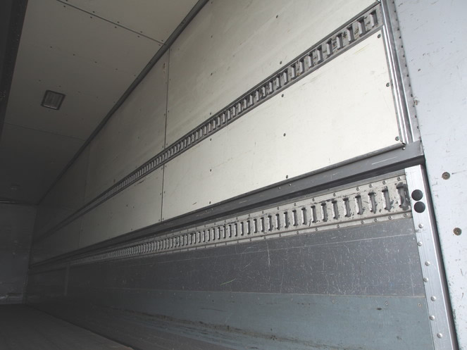 三菱ふそう スーパーグレート ウイング車 大型 KL-FU50JUZ 年式 H15[写真21]