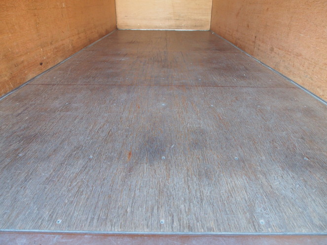 いすゞ エルフ バン車 小型 BKG-NLR85AN 年式 H20[写真09]