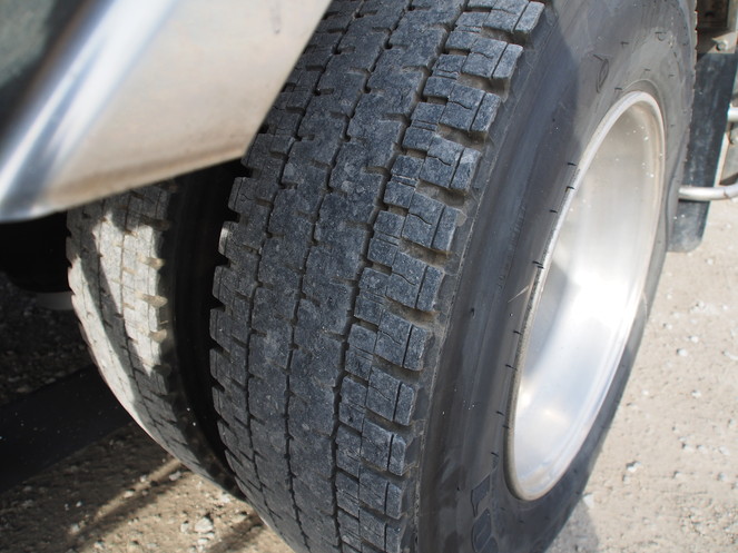 いすゞ フォワード 冷凍バン 中型 PA-FRD34M4 年式 H16[写真28]