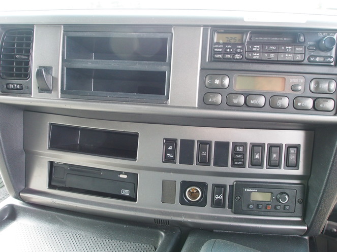 日野 グランドプロフィア トラクタ 大型 LKG-SH1EDAG 年式 H23[写真18]