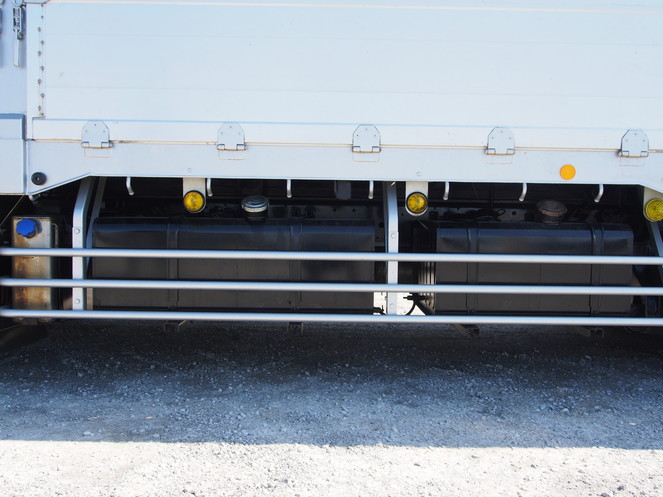 UDトラックス クオン 平ボディ 大型 LKG-CG5ZA 年式 H23[写真29]