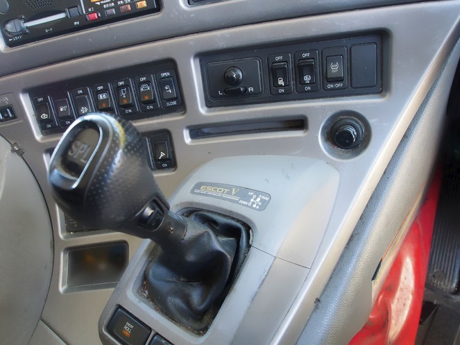 UDトラックス クオン 平ボディ 大型 LKG-CG5ZA 年式 H23[写真23]