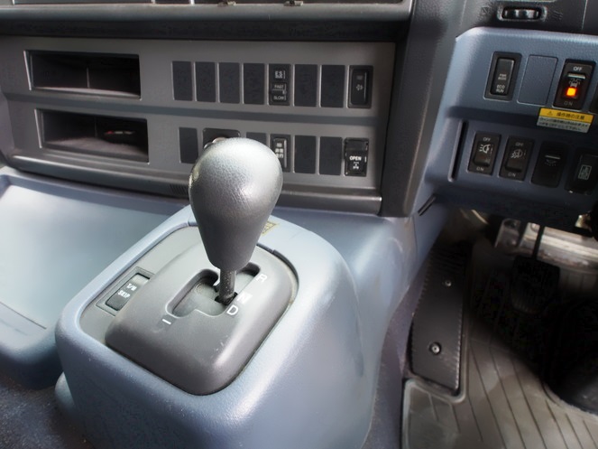 日野 プロフィア ウイング車 大型 BKG-FW1EXYG 年式 H21[写真25]