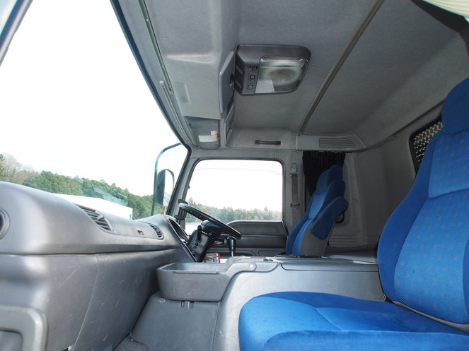 いすゞ ギガ 平ボディ 大型 PDG-CYL77V8 年式 H19[写真24]