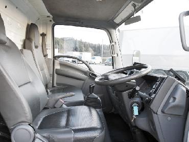 いすゞ エルフ バン車 小型 BKG-NLR85AN 年式 H20 [写真10]