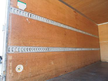 いすゞ エルフ バン車 小型 BKG-NLR85AN 年式 H20 [写真07]