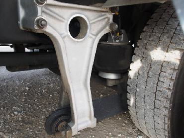 いすゞ フォワード 冷凍バン 中型 PA-FRD34M4 年式 H16 [写真26]