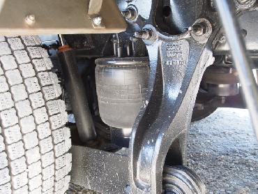 UDトラックス クオン 平ボディ 大型 LKG-CG5ZA 年式 H23 [写真25]