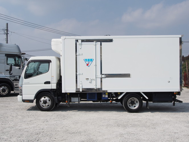 三菱ふそう キャンター 冷凍バン 小型 PDG-FE84DV 年式 H22[写真11]
