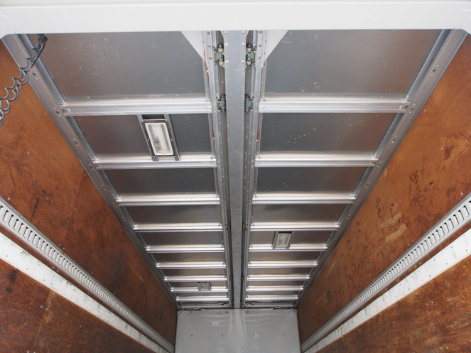 いすゞ フォワード ウイング車 中増t KL-FSD33L4S 年式 H16[写真16]