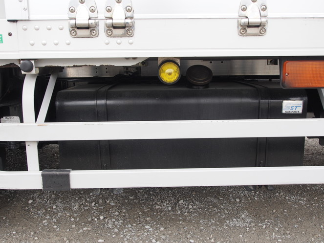 いすゞ フォワード ウイング車 中増t KL-FSD33L4S 年式 H16[写真30]