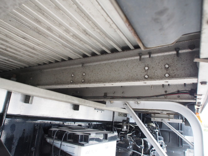 いすゞ フォワード ウイング車 中増t KL-FSD33L4S 年式 H16[写真32]